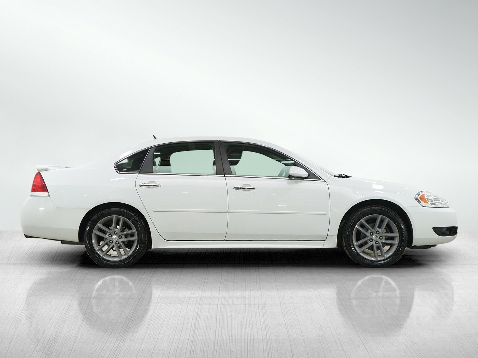 Used 2014 Chevrolet Impala LTZ image 6