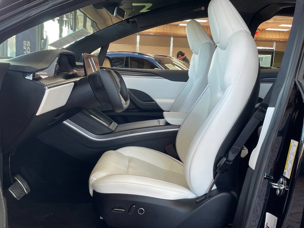 Used 2022 Tesla Model X Plaid AWD/4WD image 12