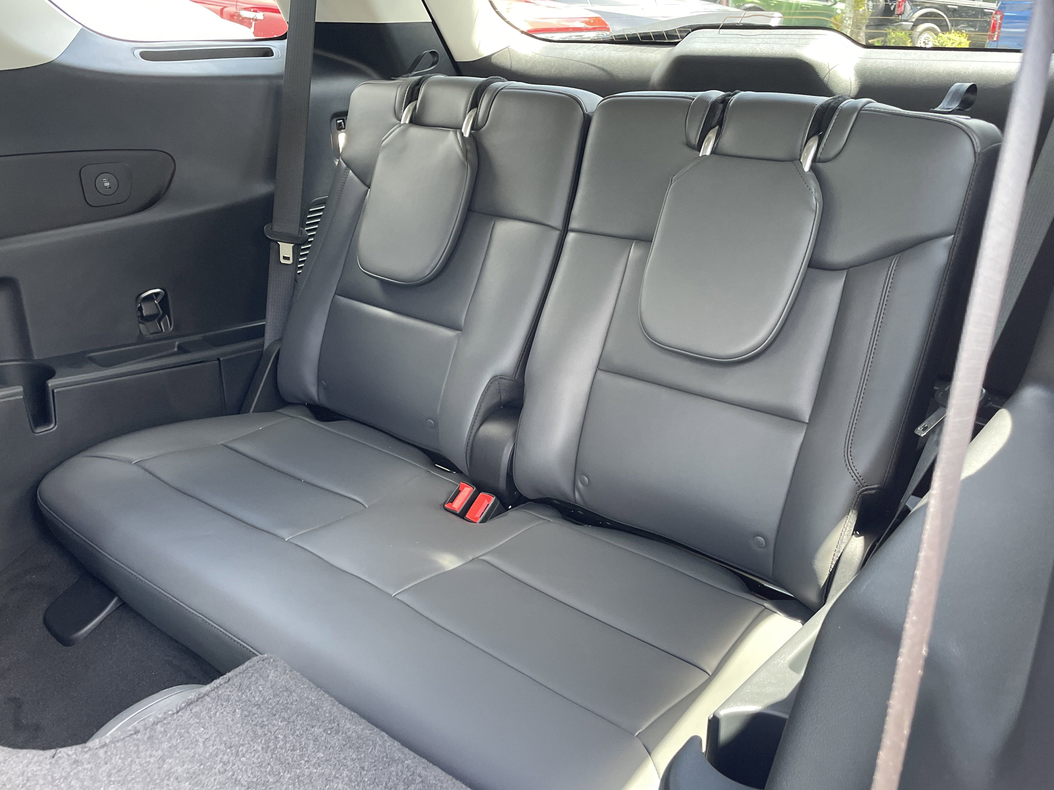 New 2025 Ford Explorer Active w/ Active Comfort Package image 40