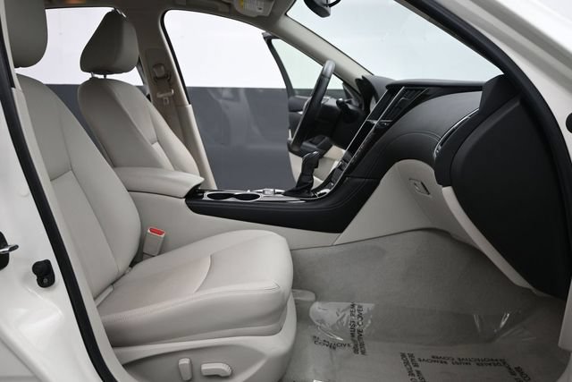 Used 2018 INFINITI Q50 Luxe w/ Essential Package (3.0T Luxe) RWD image 20