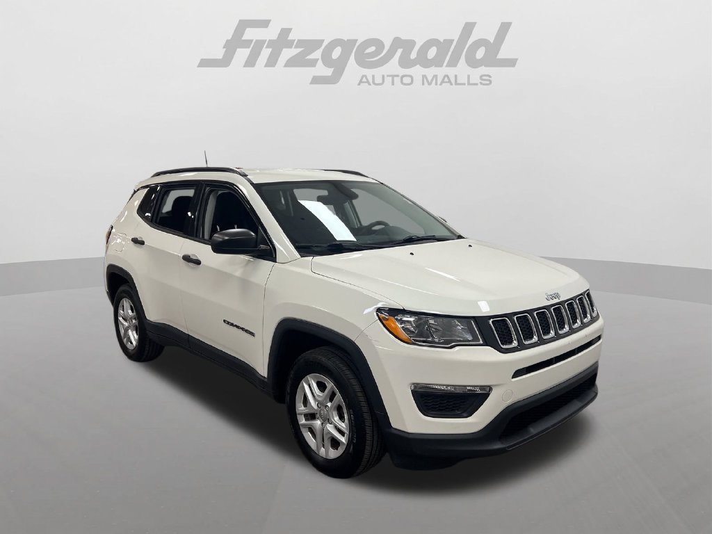 Used 2018 Jeep Compass Sport w/ Tech Group FWD image 8
