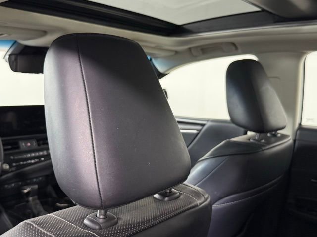 Used 2023 Lexus ES 350 Luxury w/ Accessory Package (Z1) image 24