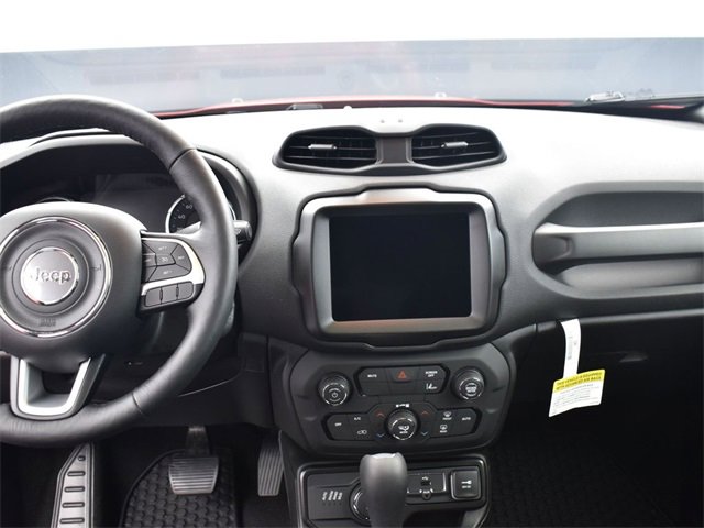 Used 2023 Jeep Renegade Altitude w/ Sun/Sound Group image 7