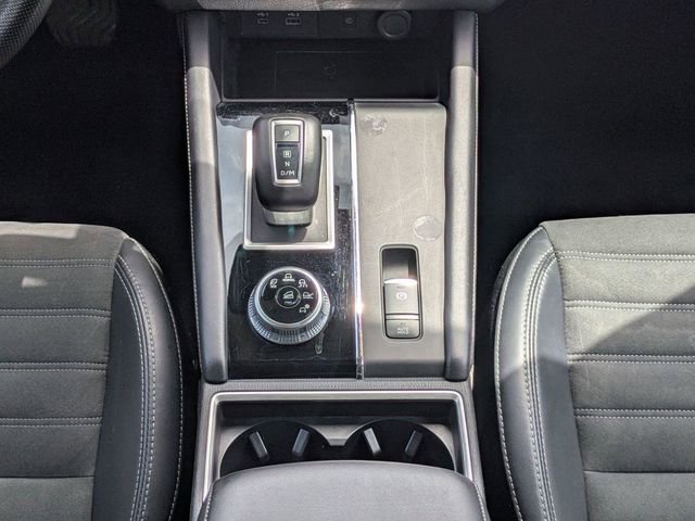 Used 2024 Mitsubishi Outlander SE FWD image 21