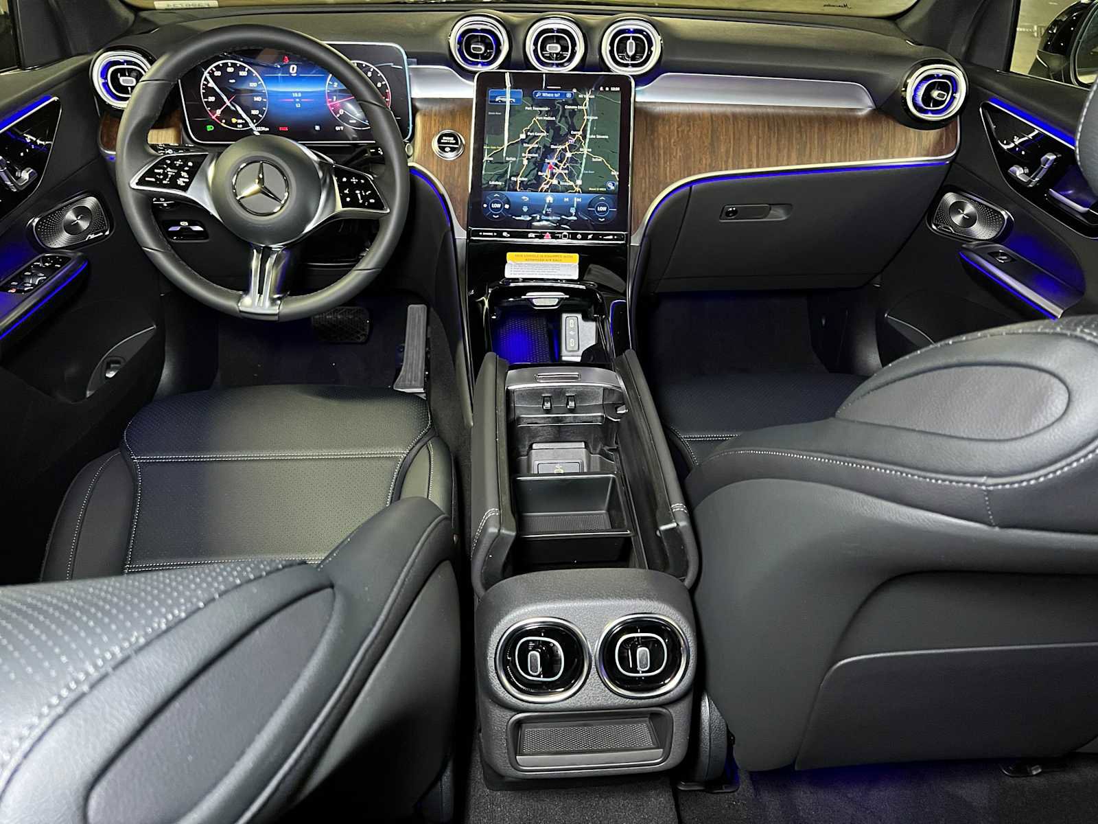 New 2025 Mercedes-Benz GLC 300 4MATIC image 27