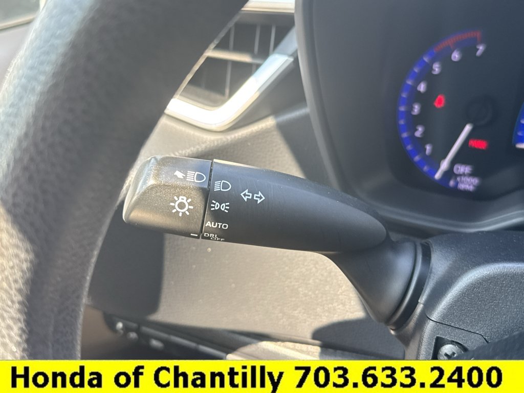 Used 2021 Toyota Corolla LE w/ Carpet Mat Package (TMS) FWD image 10