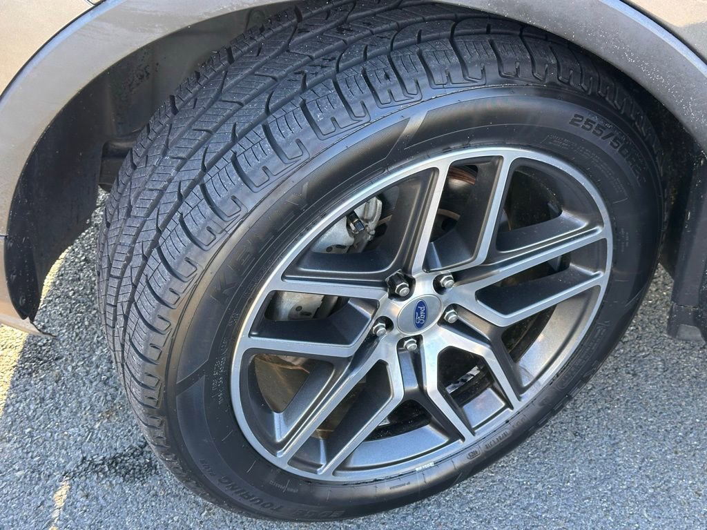 Used 2016 Ford Explorer Sport w/ Equipment Group 401A AWD/4WD image 39