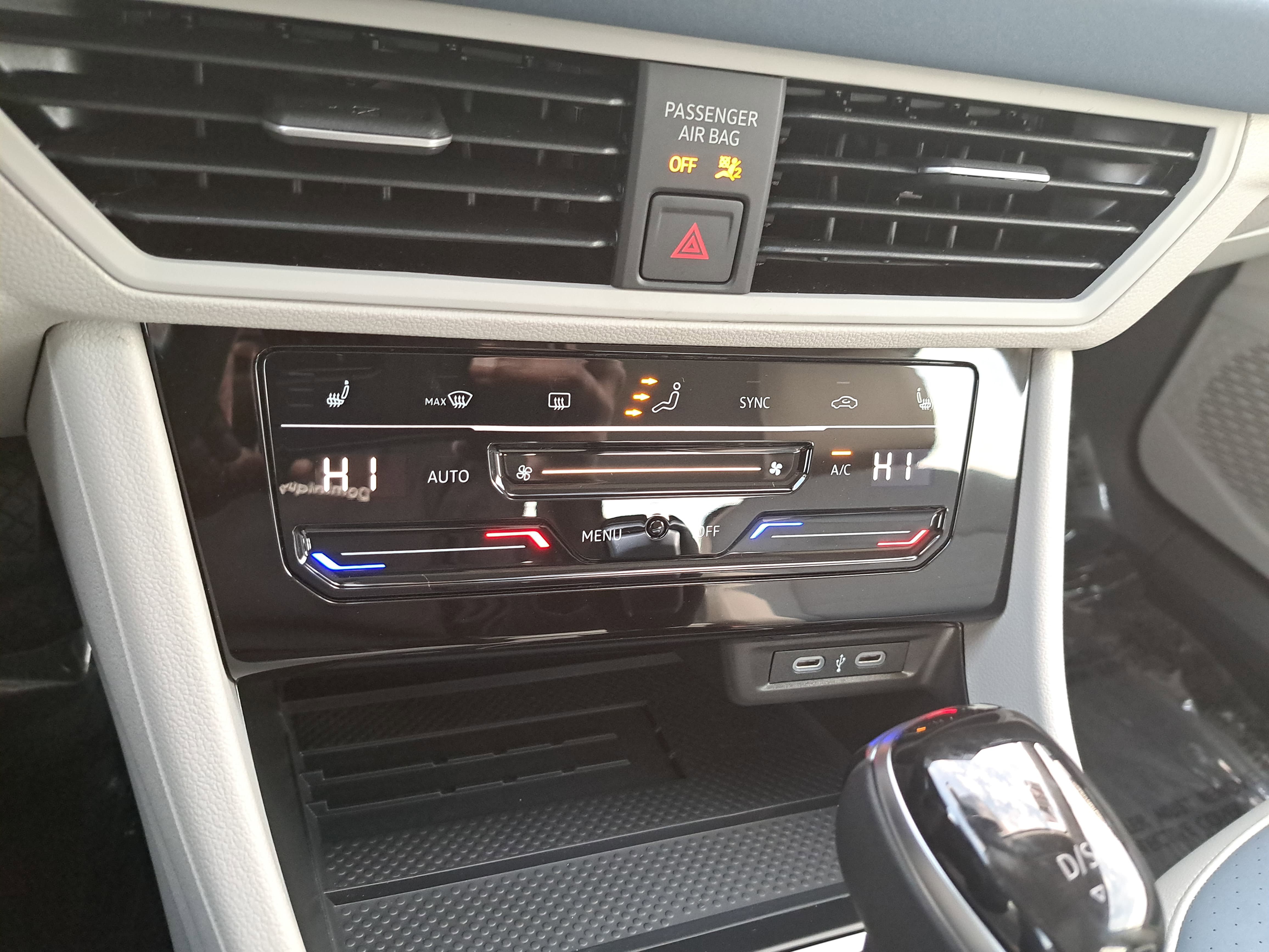 New 2026 Volkswagen Jetta SE FWD image 20