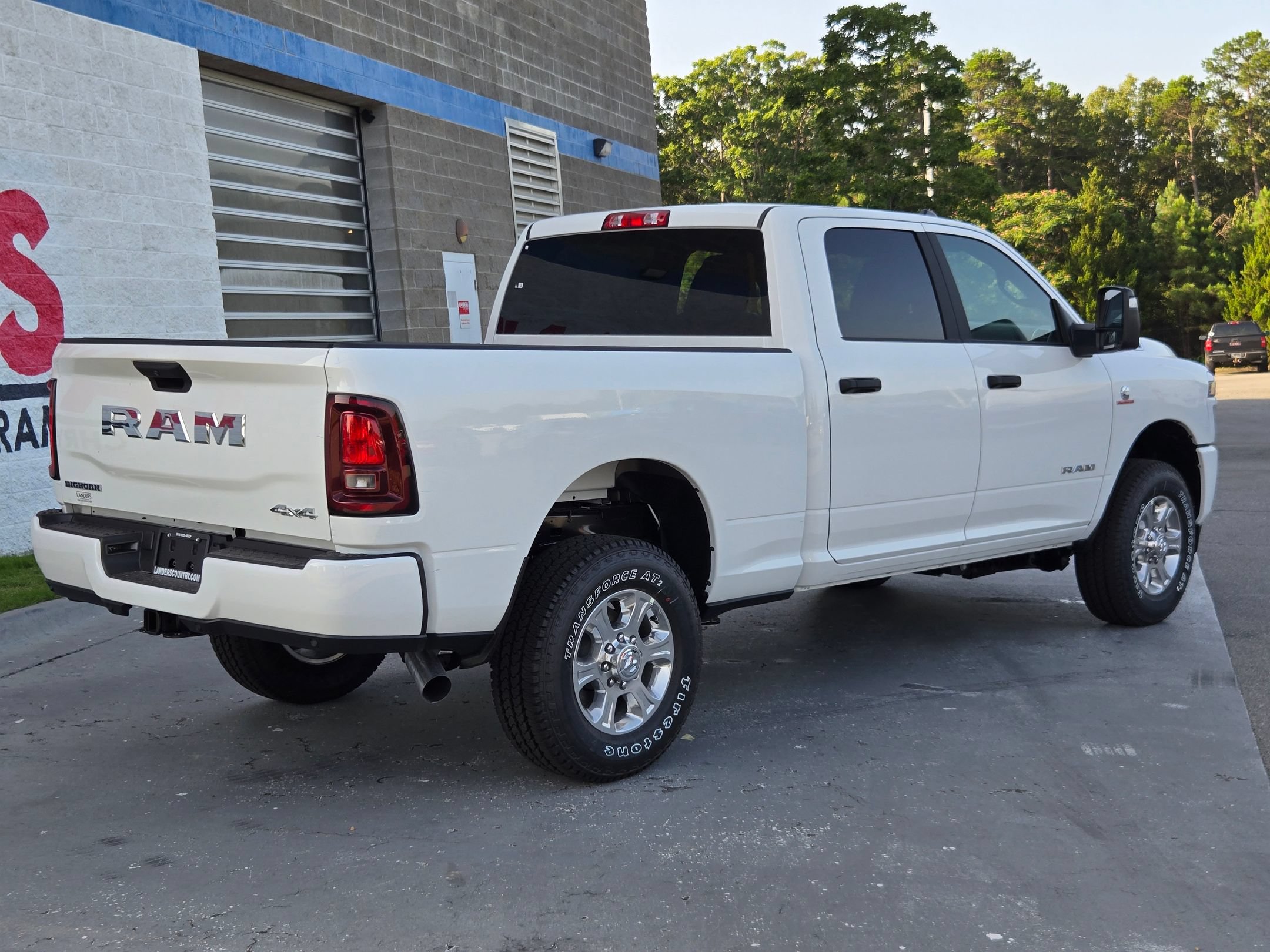 New 2026 RAM 2500 Big Horn AWD/4WD image 7