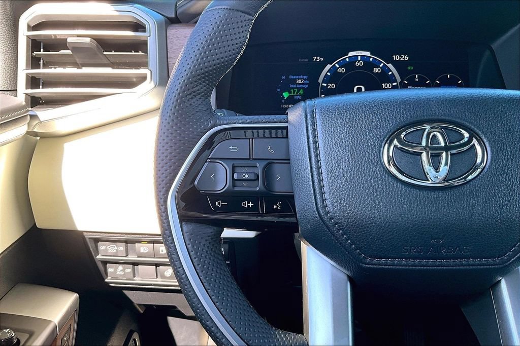 Used 2024 Toyota Sequoia Capstone AWD/4WD image 28