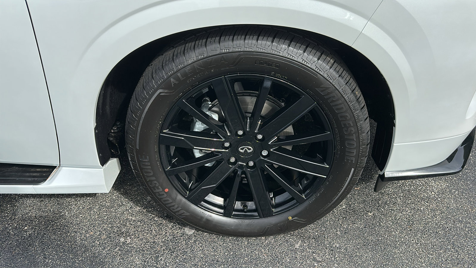 New 2026 INFINITI QX80 4WD image 6