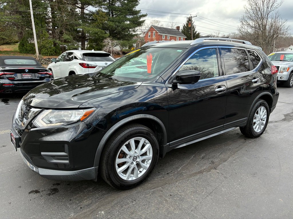 Used 2018 Nissan Rogue SV w/ Premium Package