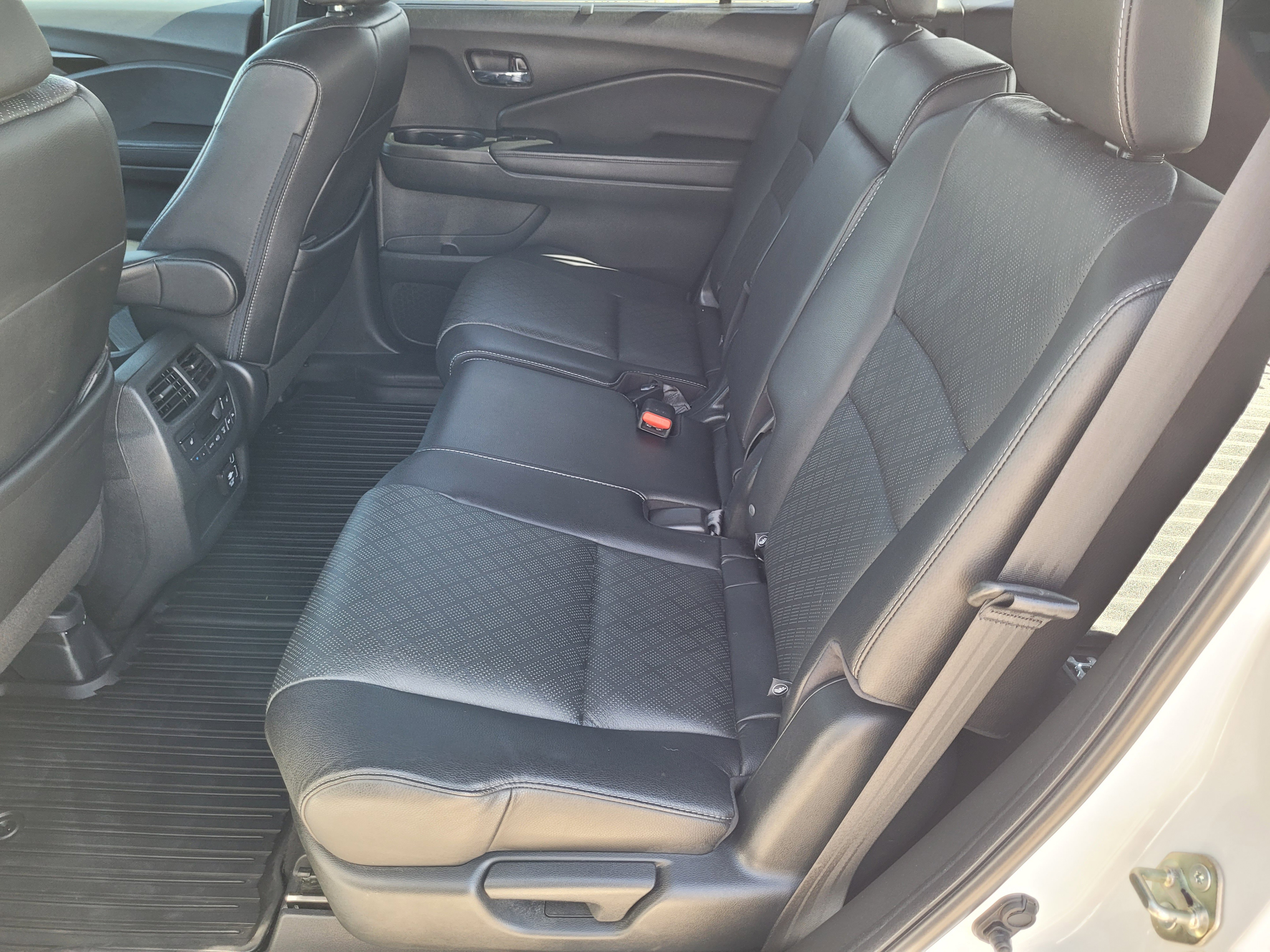 Used 2020 Honda Passport Touring image 14