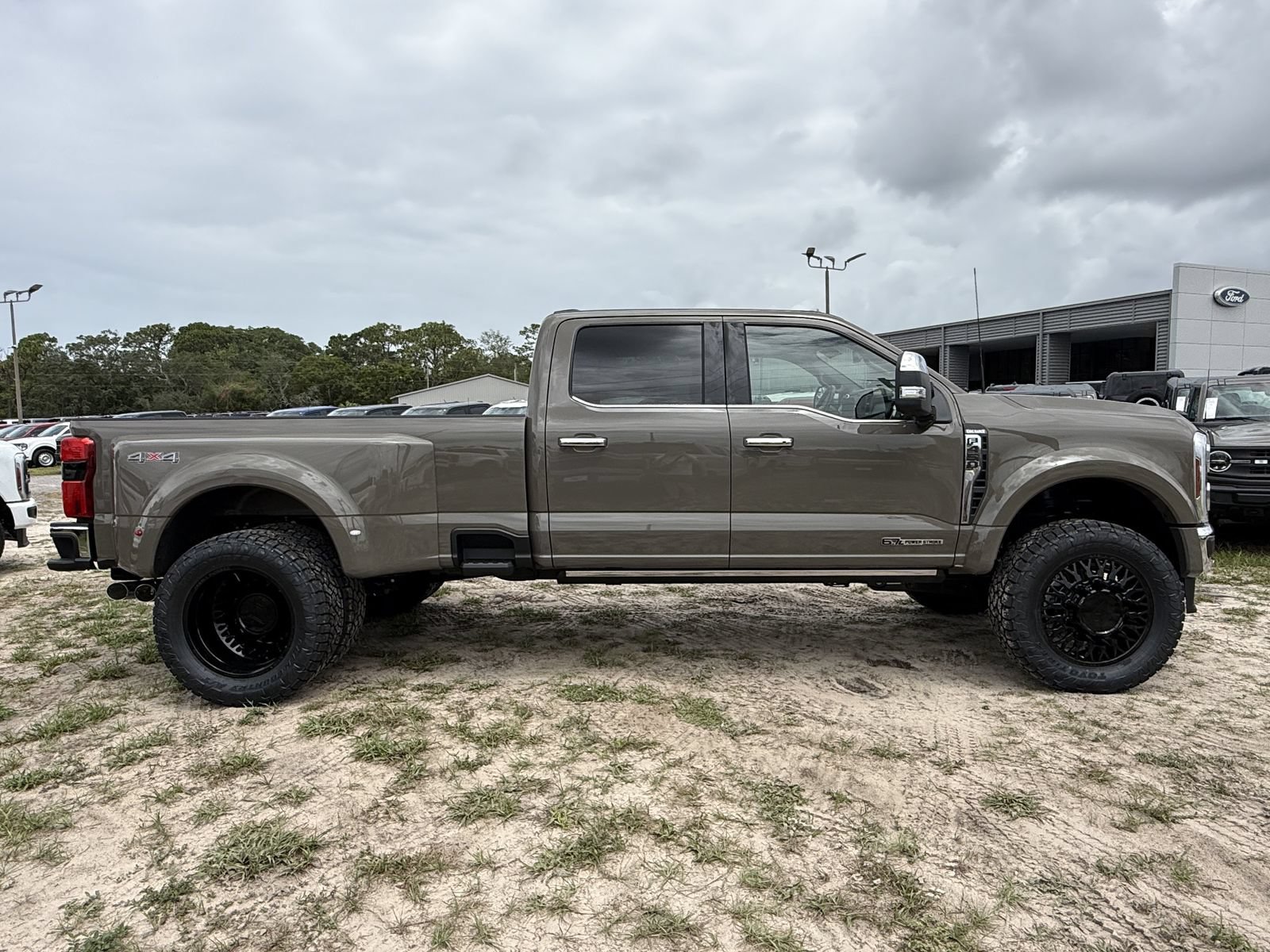 Used 2026 Ford F450 King Ranch w/ Chrome Package AWD/4WD image 3