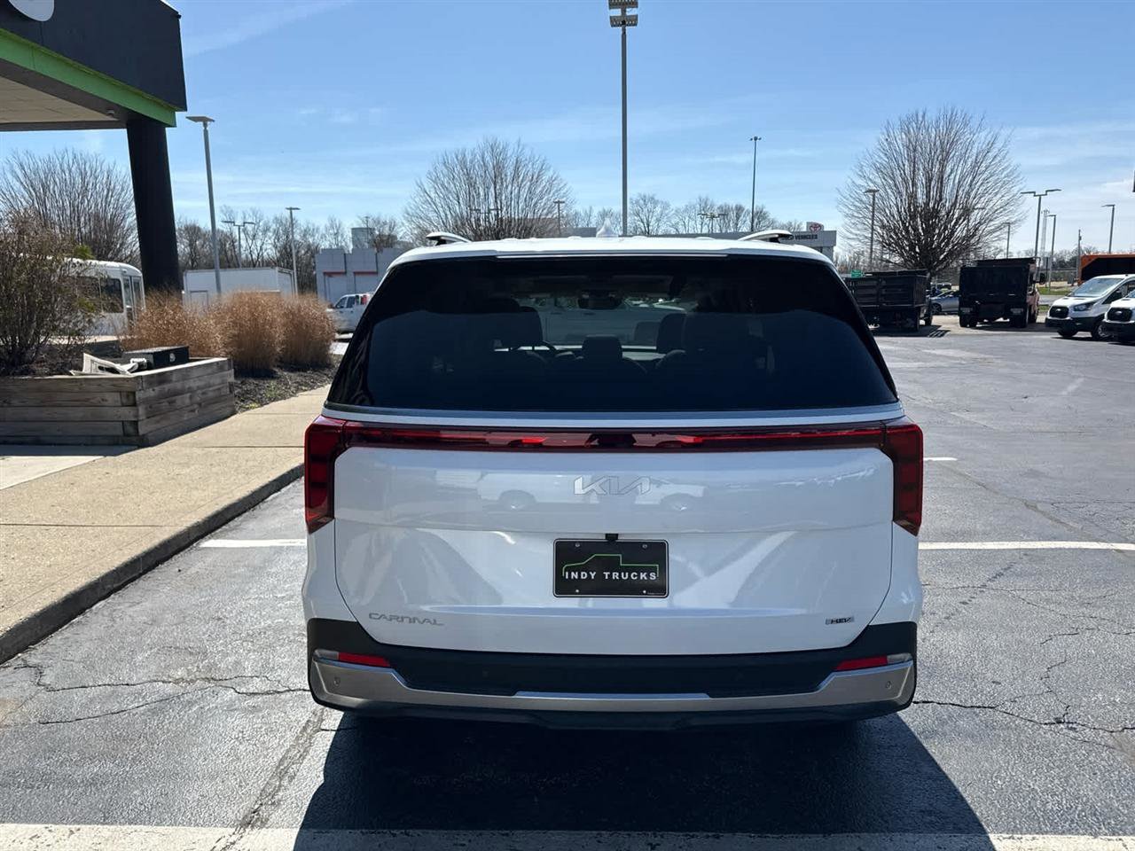 Used 2026 Kia Carnival SX image 7