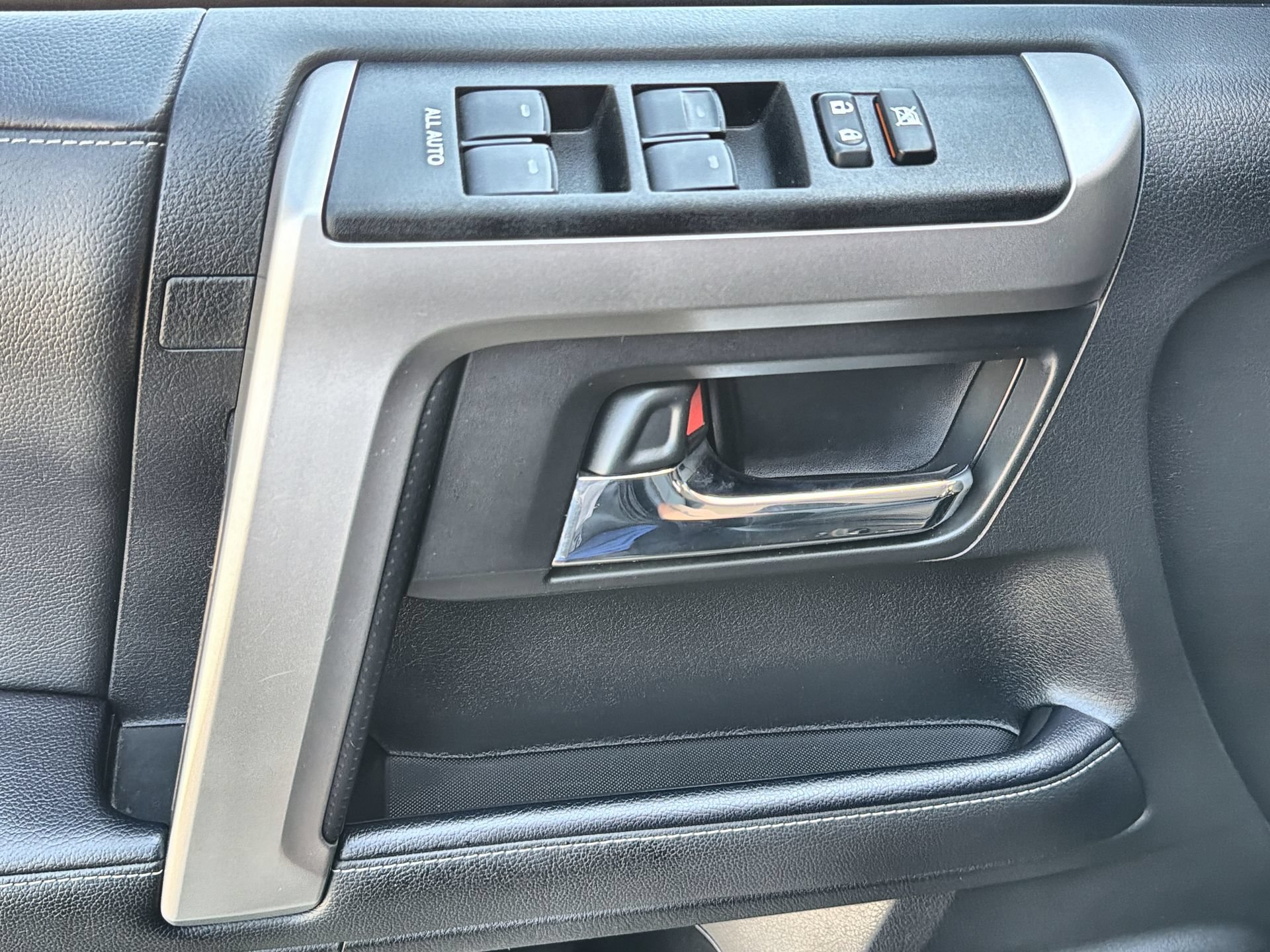 Used 2023 Toyota 4Runner SR5 Premium w/ Moonroof Package RWD image 13