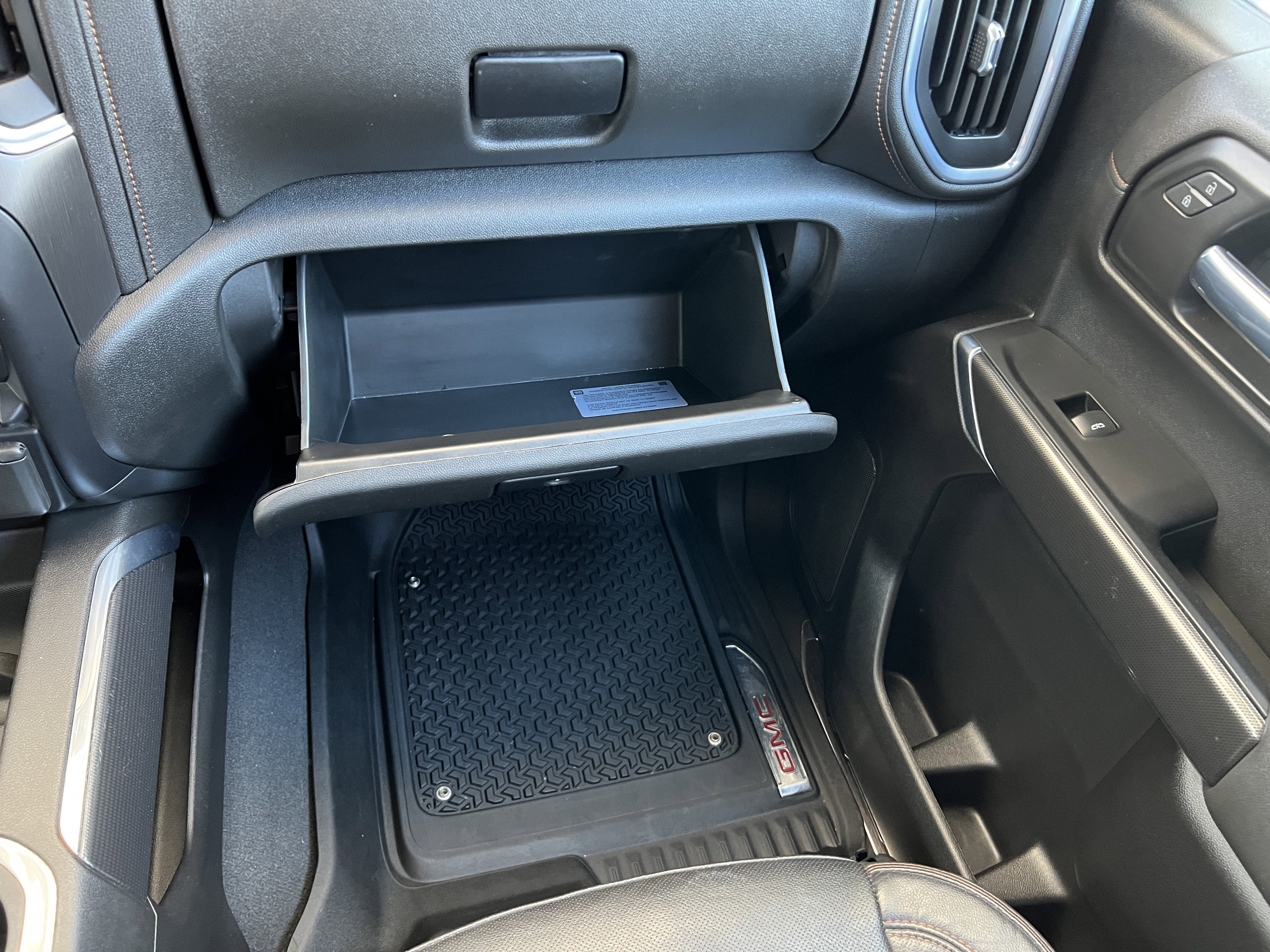 Used 2021 GMC Sierra 1500 AT4 image 35