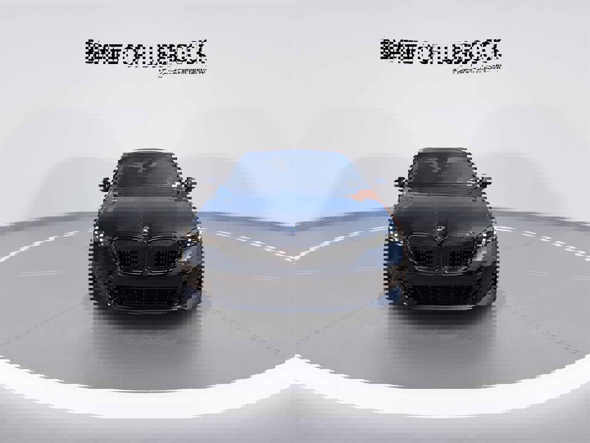 Used 2026 BMW 550e xDrive image 3