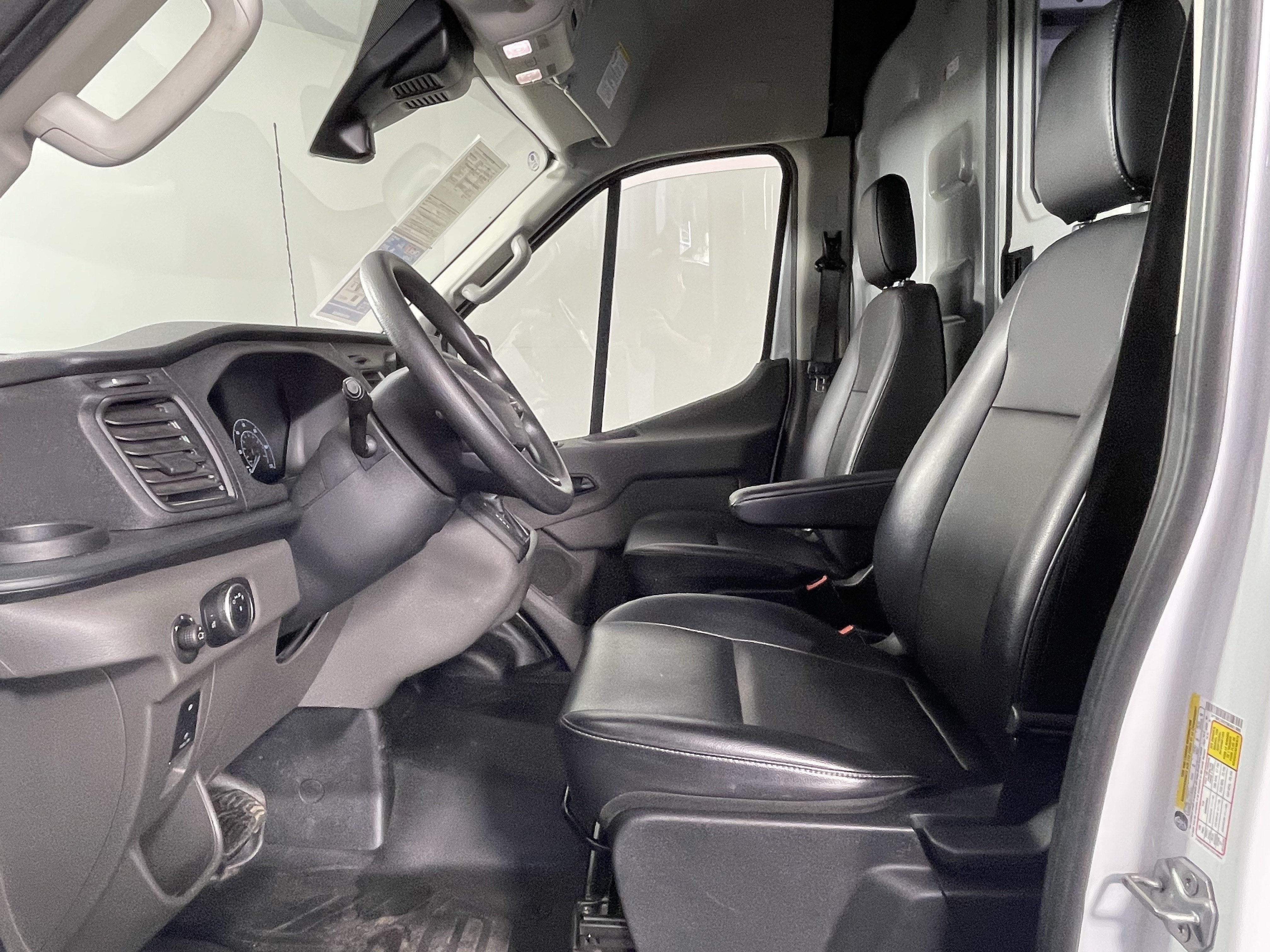 Used 2025 Ford Transit 250 148 High Roof AWD image 10