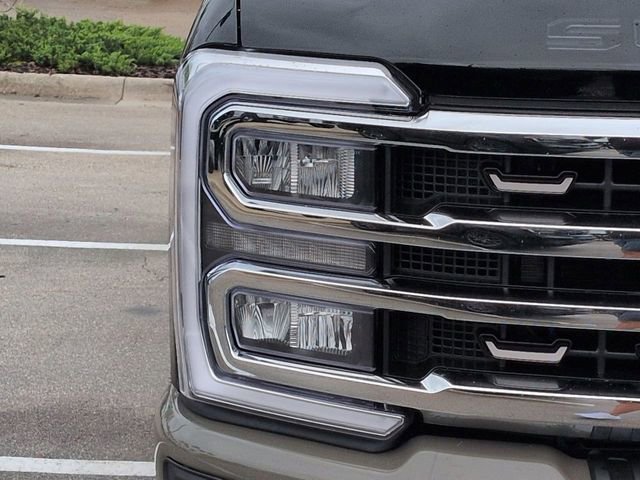 New 2026 Ford F350 4x4 Crew Cab Super Duty image 10
