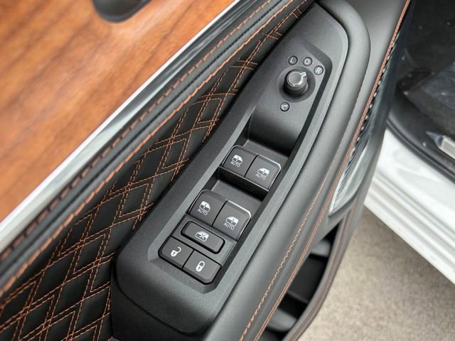 New 2026 Jeep Grand Cherokee Summit AWD/4WD image 12