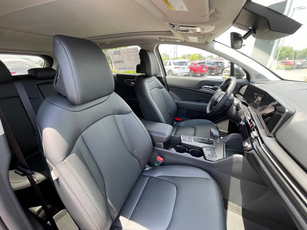 New 2026 Kia Sportage EX w/ EX Panorama Roof Package FWD image 31