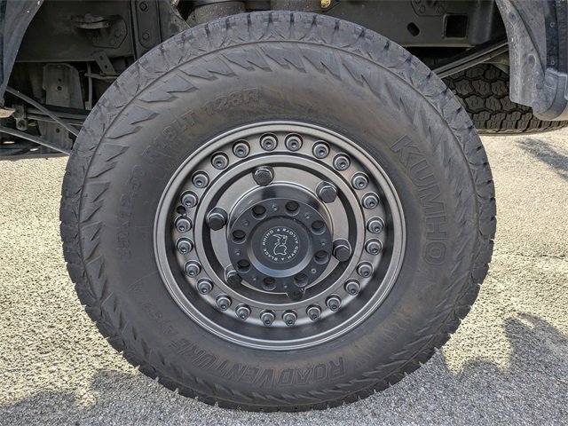 Used 2021 Ford F250 XLT w/ FX4 Off-Road Package image 12