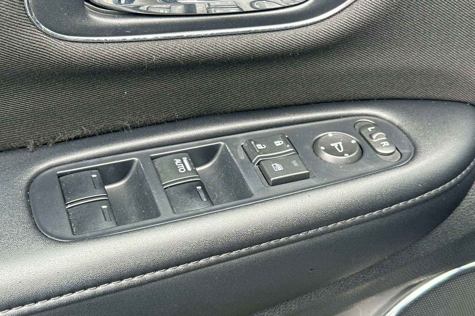 Used 2016 Honda HR-V EX image 13