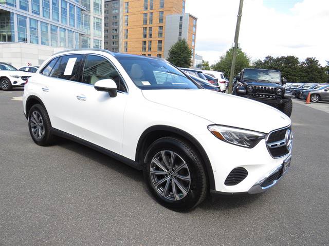 Used 2026 Mercedes-Benz GLC 300 4MATIC image 5