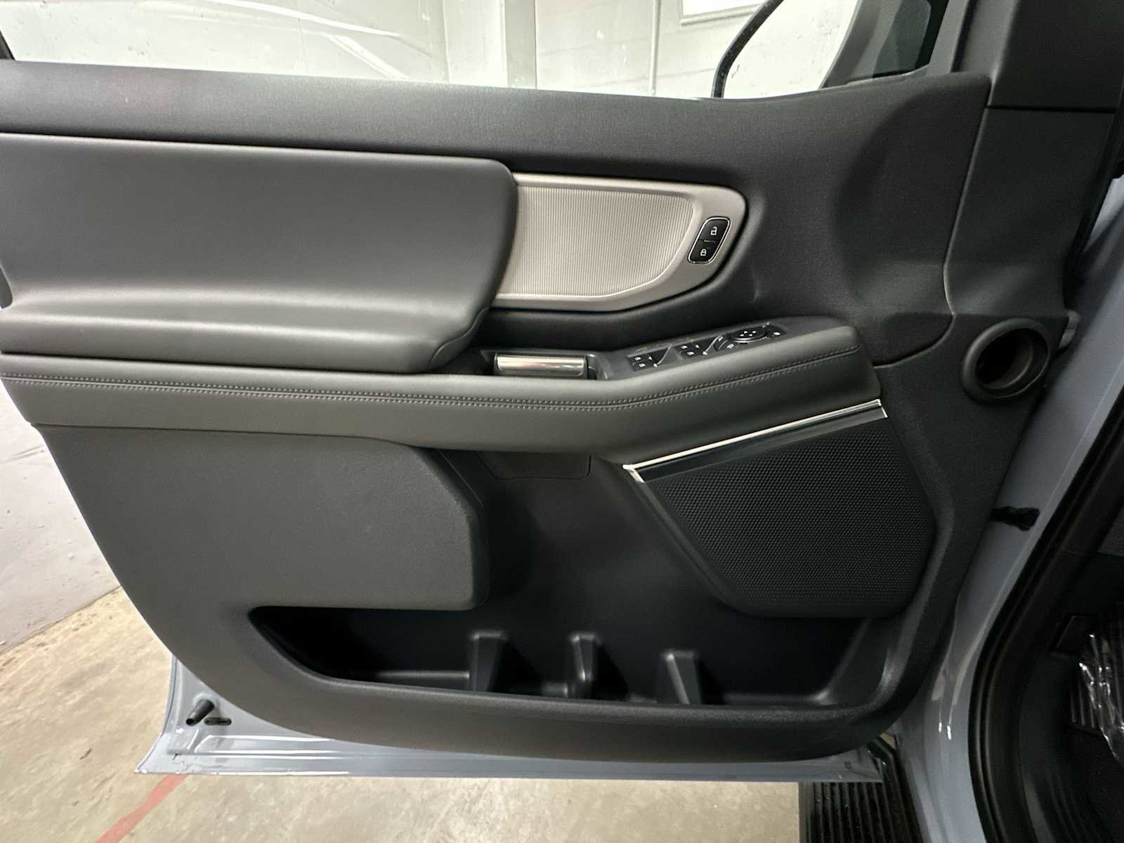 New 2026 Ford Expedition Active AWD/4WD image 16