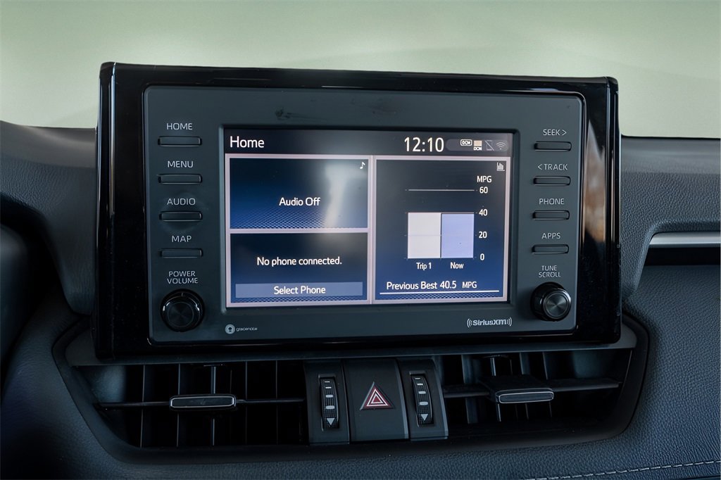 Used 2022 Toyota RAV4 XLE Premium image 9