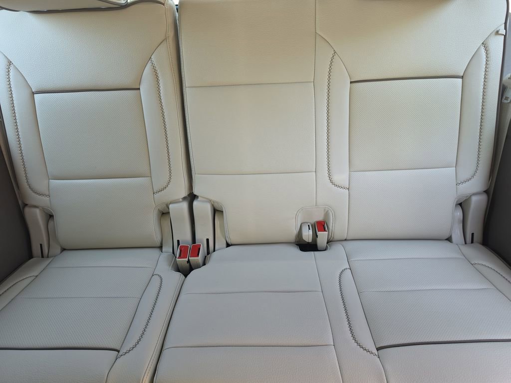 New 2026 GMC Yukon Denali w/ Denali Reserve Package AWD/4WD image 12