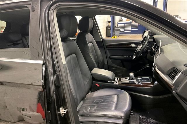 Used 2018 Audi Q5 2.0T Premium Plus w/ Premium Plus Package image 7