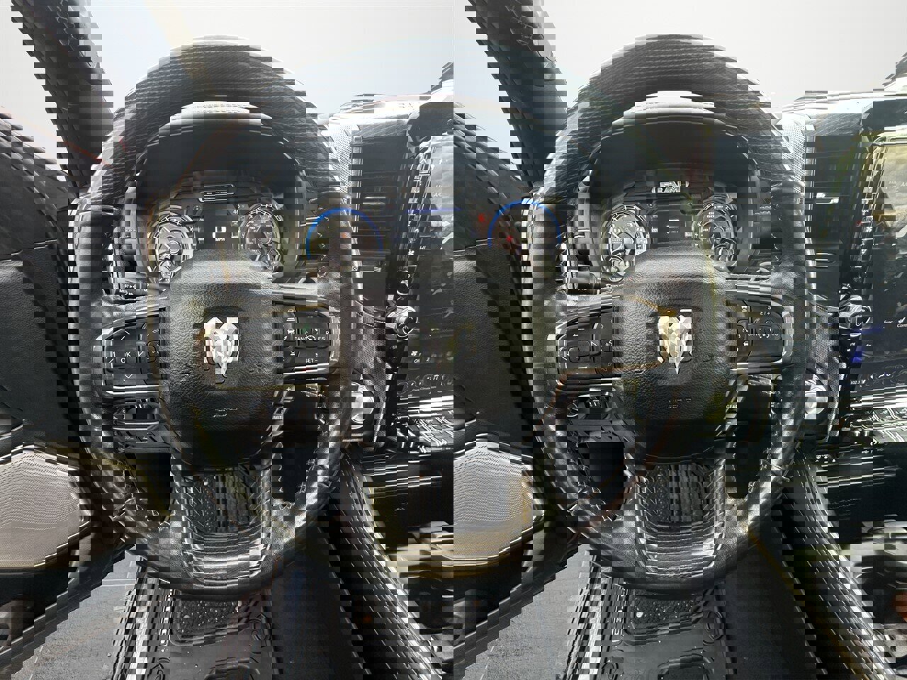 Used 2019 RAM 1500 Limited image 11