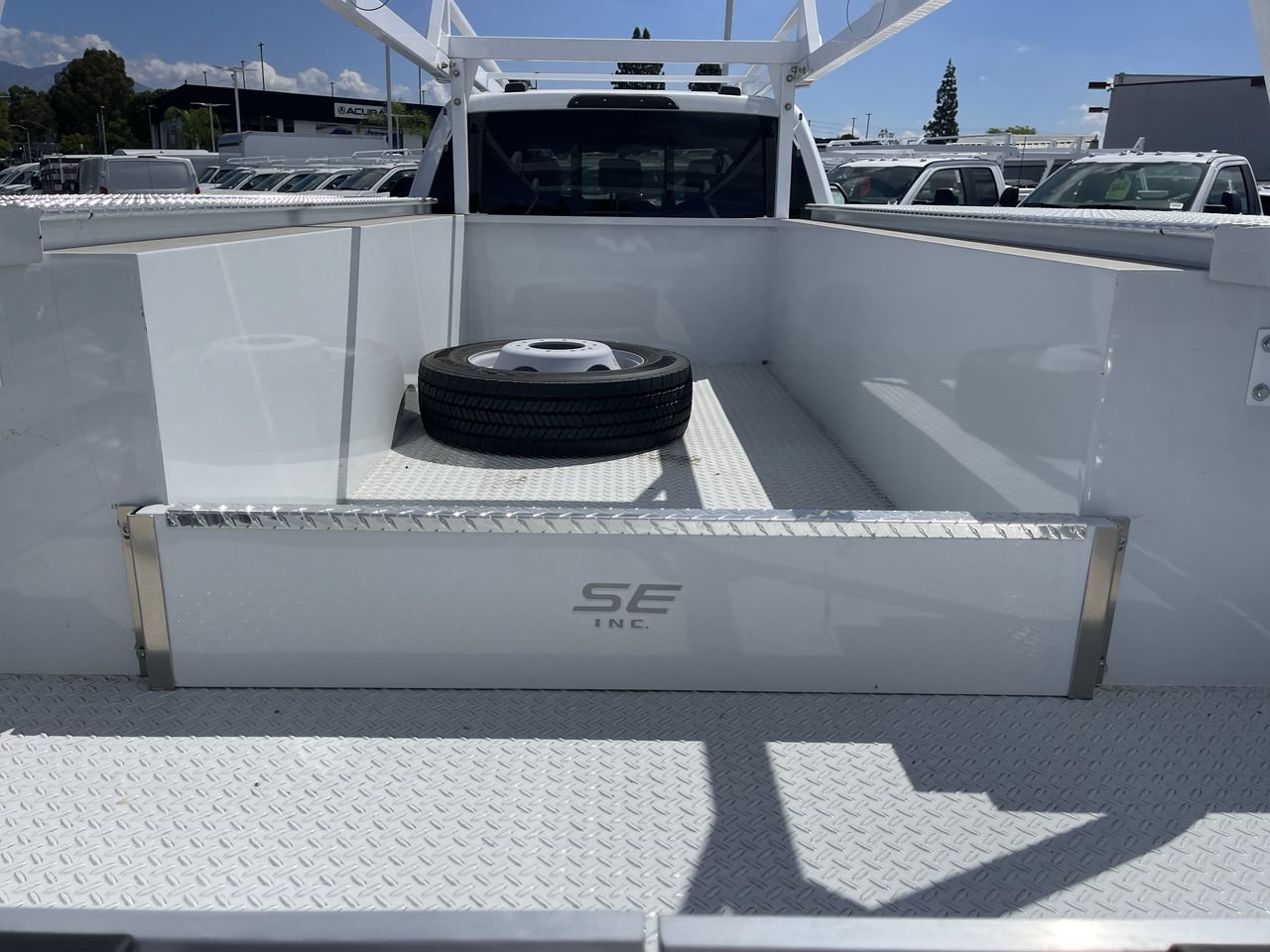 New 2026 Ford F550 4x4 Crew Cab Super Duty image 27