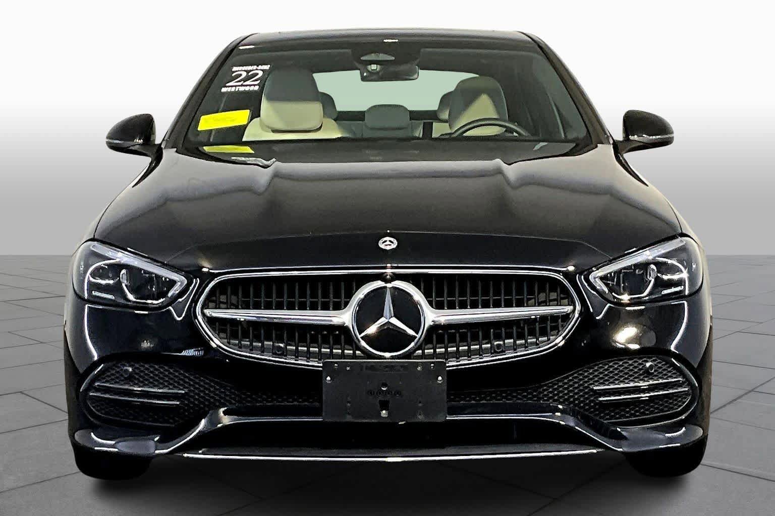 Used 2022 Mercedes-Benz C 300 4MATIC Sedan image 4