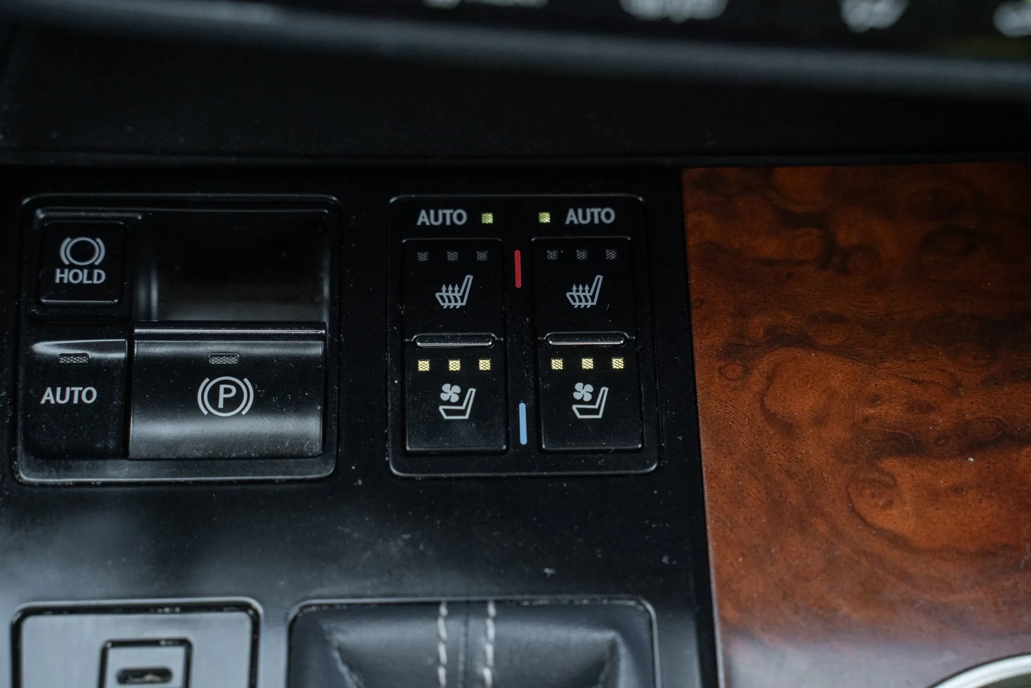 Used 2016 Lexus RX 350 AWD w/ Premium Package image 29