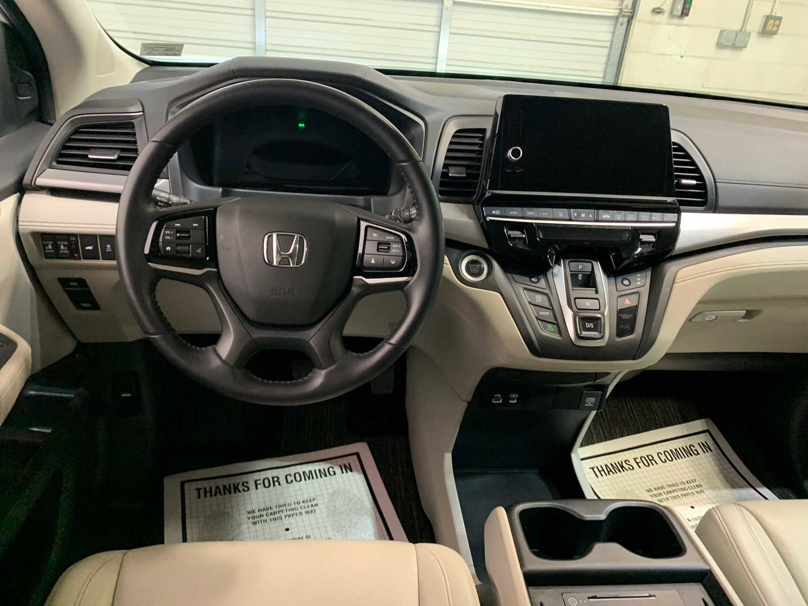 Used 2025 Honda Odyssey EX-L image 4