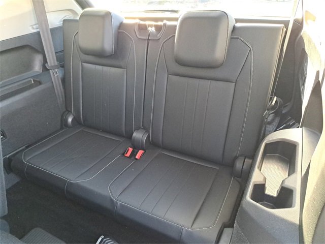 Used 2023 Volkswagen Tiguan SE image 13