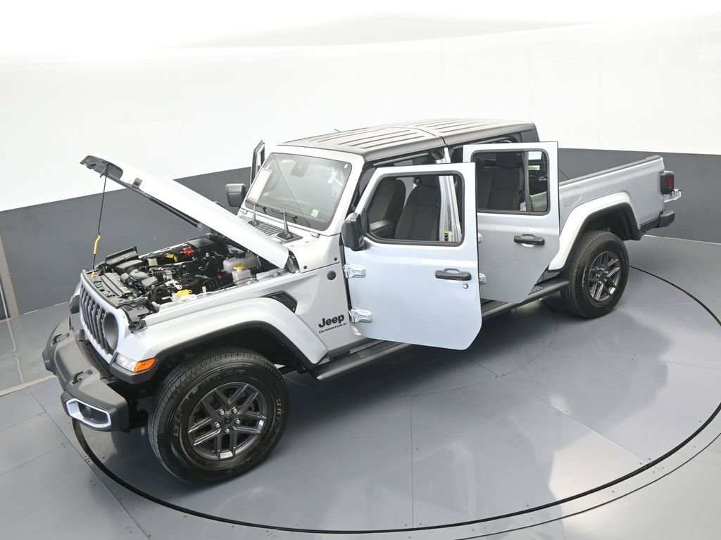 Used 2024 Jeep Gladiator Sport image 64