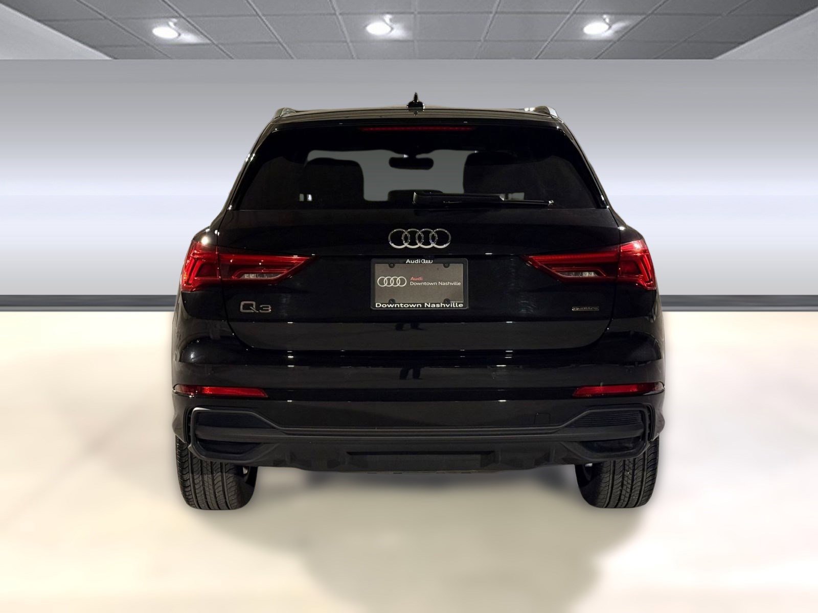 Certified 2025 Audi Q3 2.0T Premium w/ Convenience Package image 9