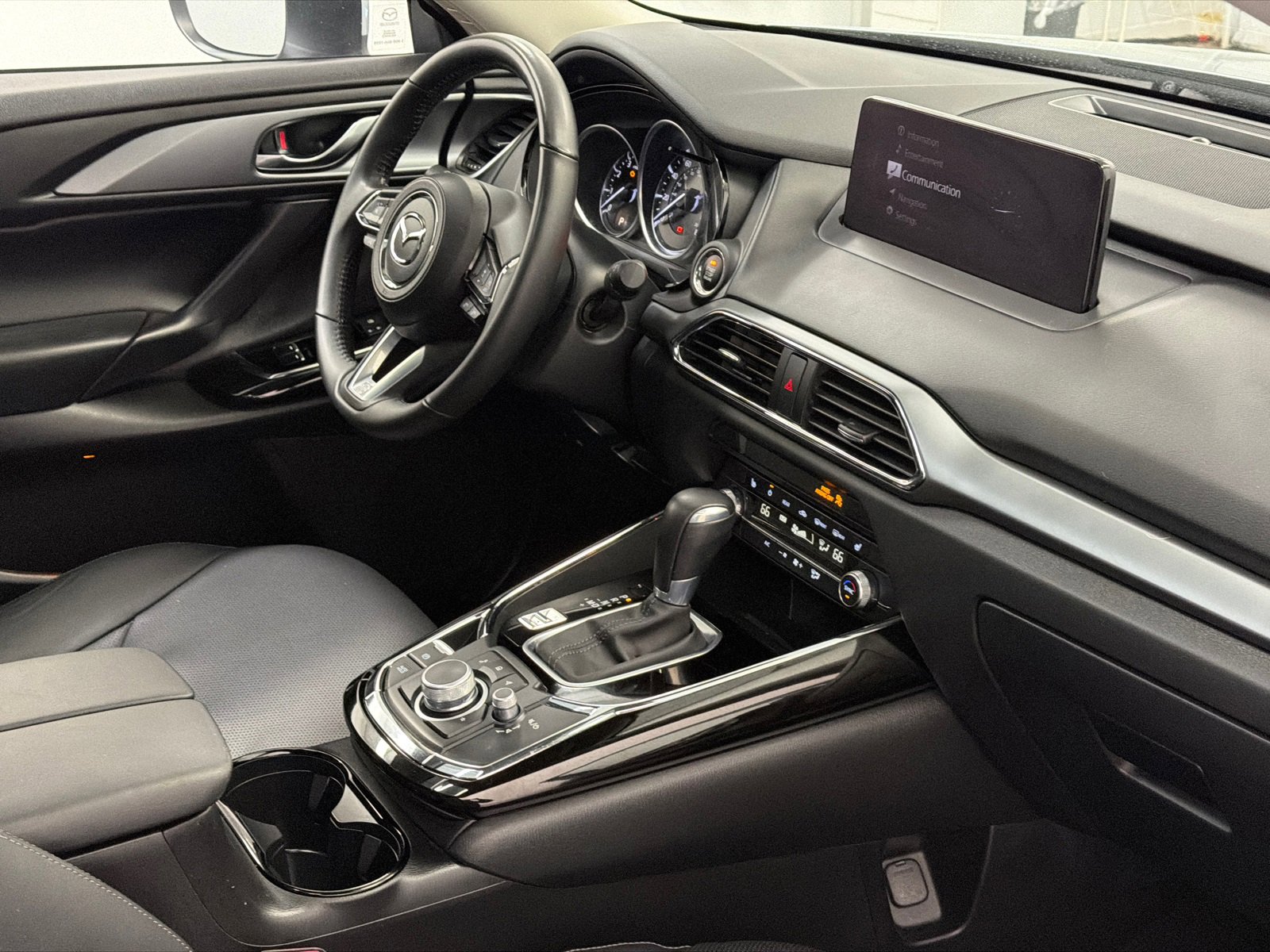 Used 2023 MAZDA CX-9 Touring image 10