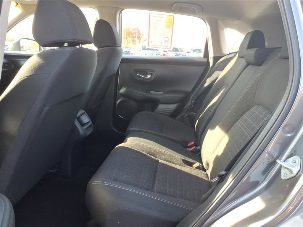Used 2023 Honda HR-V LX image 10