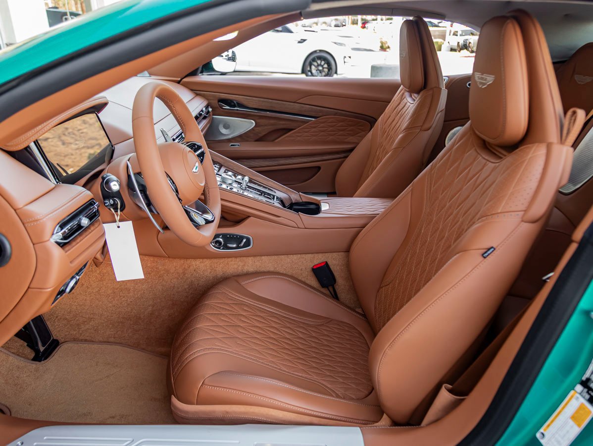 Used 2026 Aston Martin DB12 Convertible RWD image 15
