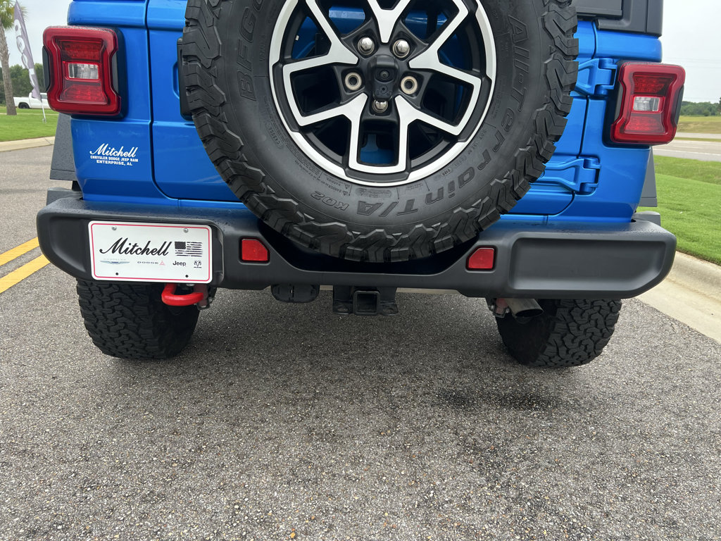 Certified 2025 Jeep Wrangler Unlimited Rubicon w/ Convenience Group AWD/4WD image 7