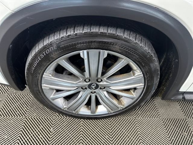 Used 2021 INFINITI QX50 Essential image 10