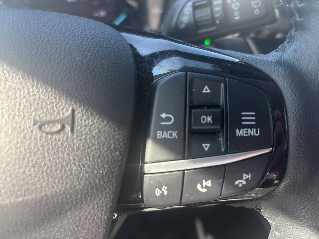Used 2021 Ford Escape SE w/ Cold Weather Package AWD/4WD image 10