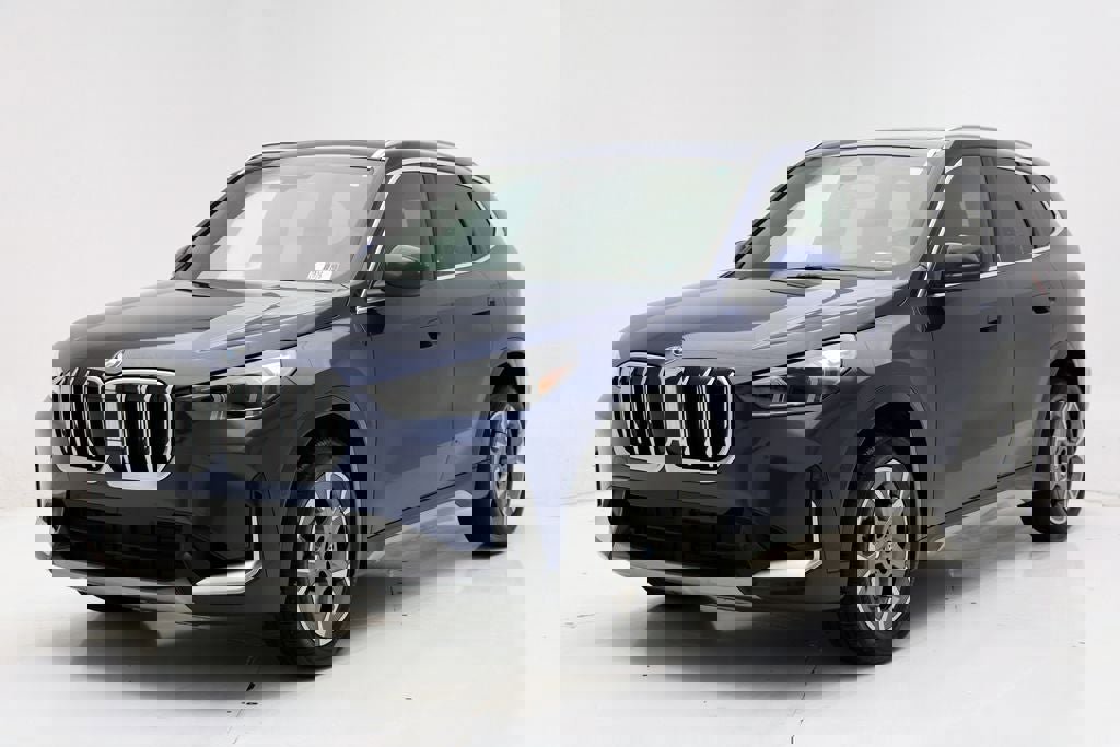 Used 2025 BMW X1 xDrive28i image 5