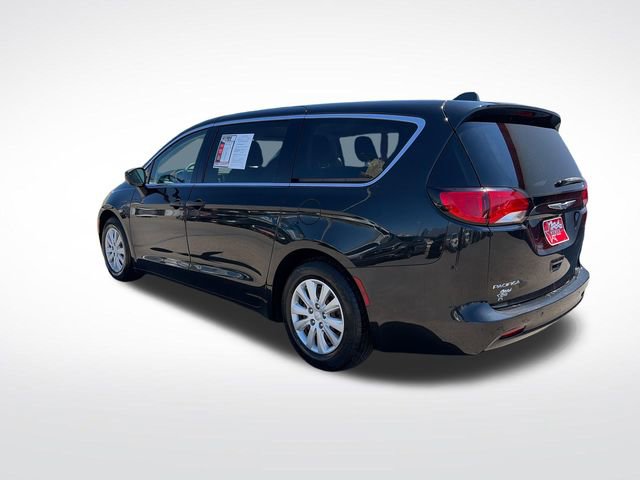 Used 2019 Chrysler Pacifica L FWD image 5