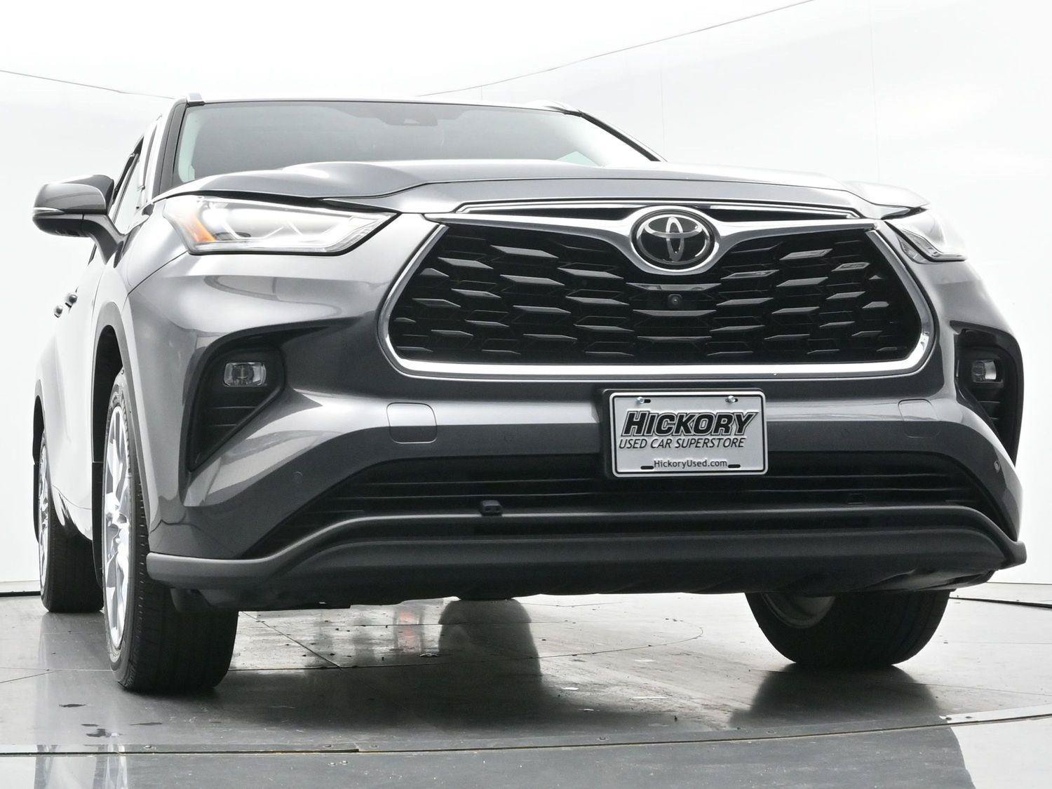 Used 2021 Toyota Highlander Limited AWD/4WD image 45